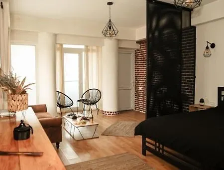 Apartment Zeus *