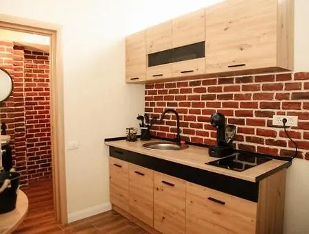 Zeus Apartment